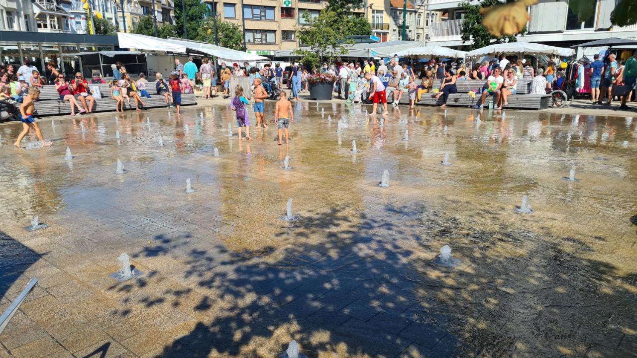 Vakantie Appartement Dumont Beach De Panne Esterno foto