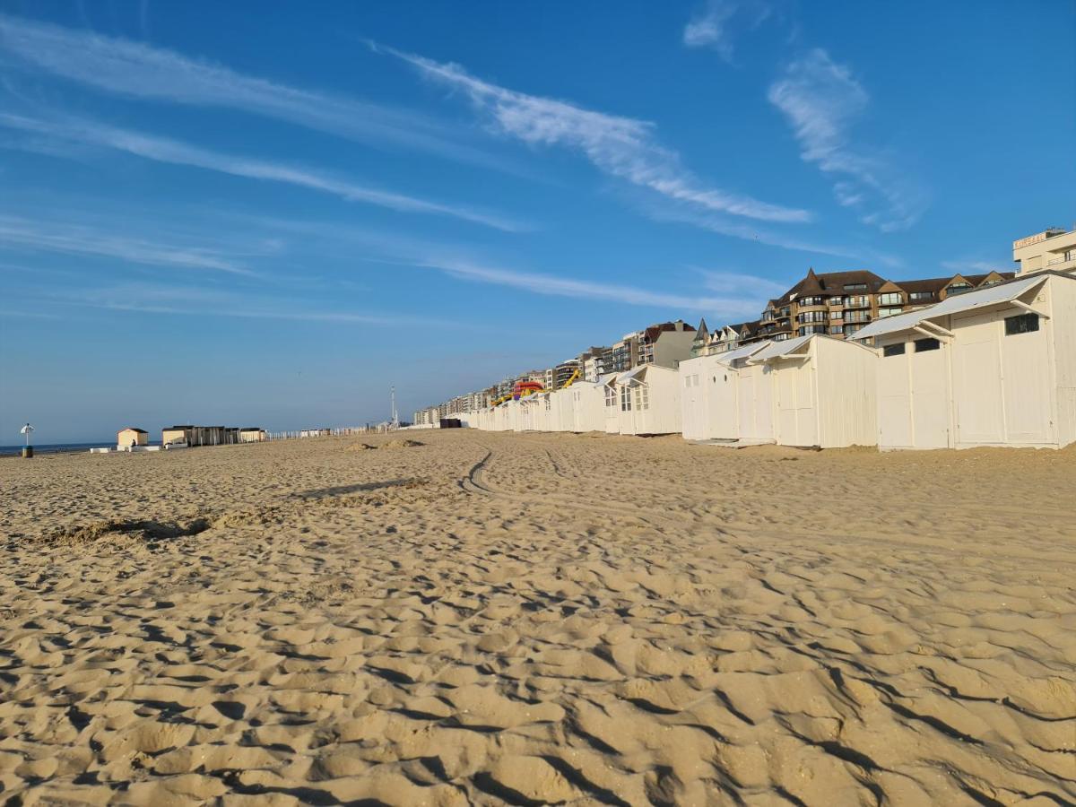 Vakantie Appartement Dumont Beach De Panne Esterno foto